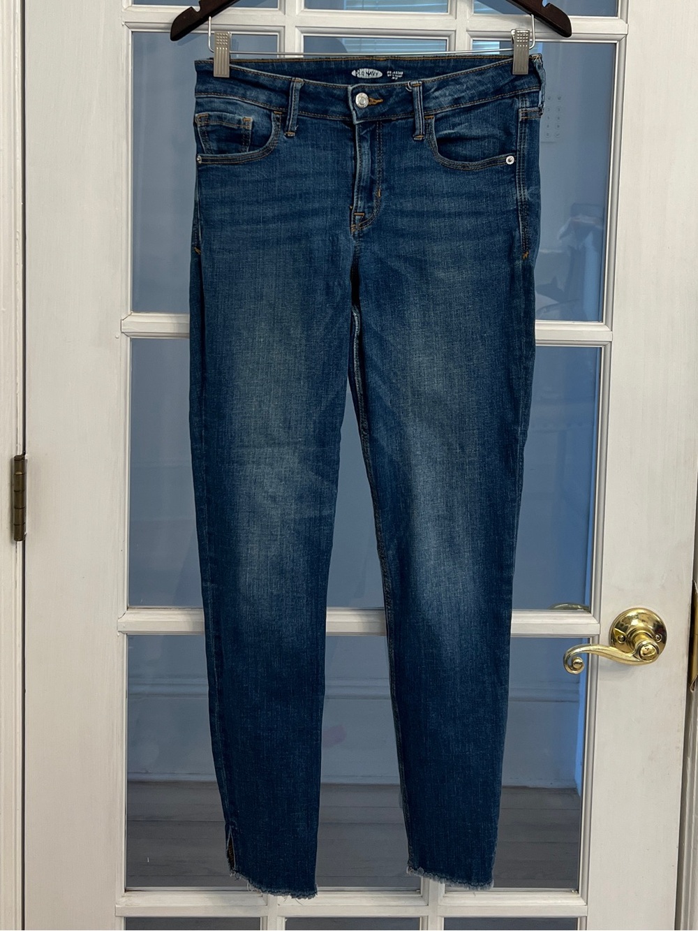 OLD NAVY Womenβs Rockstar Super Skinny Dark Wash Raw Hem Ankle Jeans Stretch 6